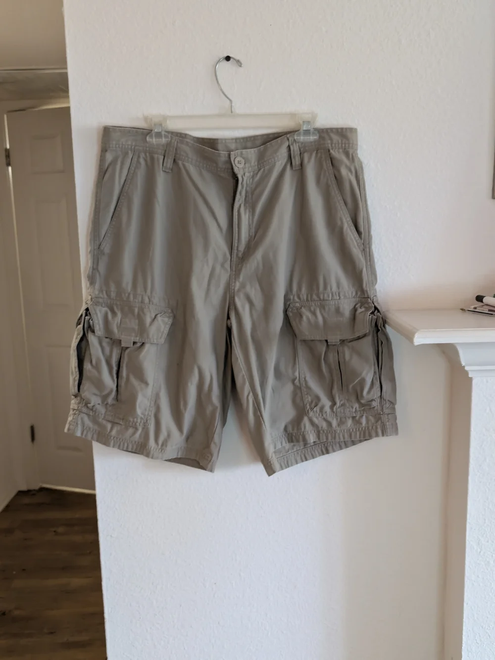 The North Face Men's Cargo Shorts in Light Khaki